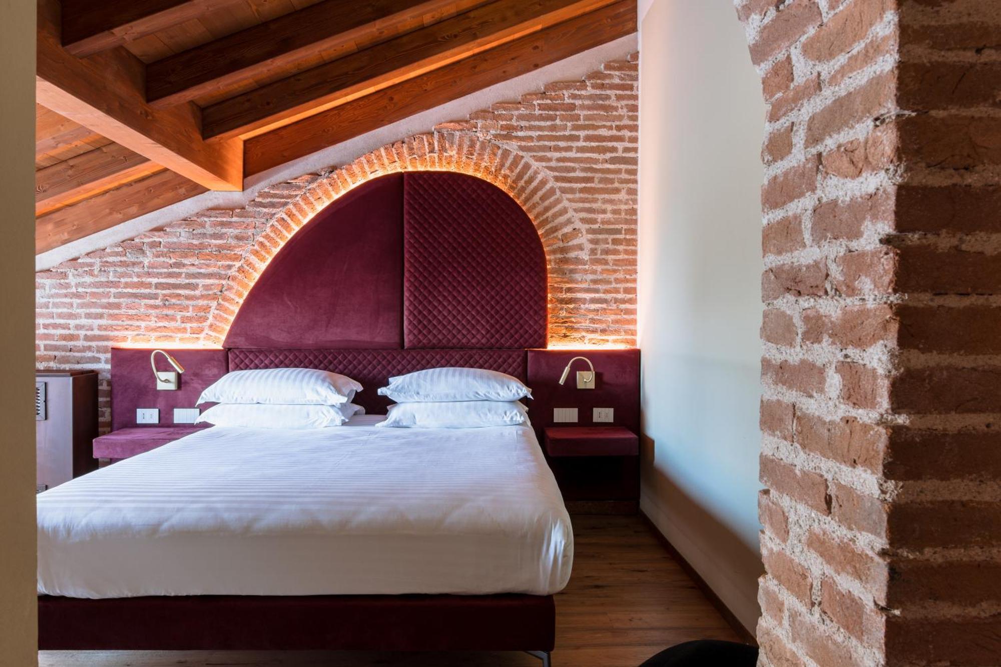 Pavillon Suite & Apartments Пескьера-дель-Гарда Экстерьер фото